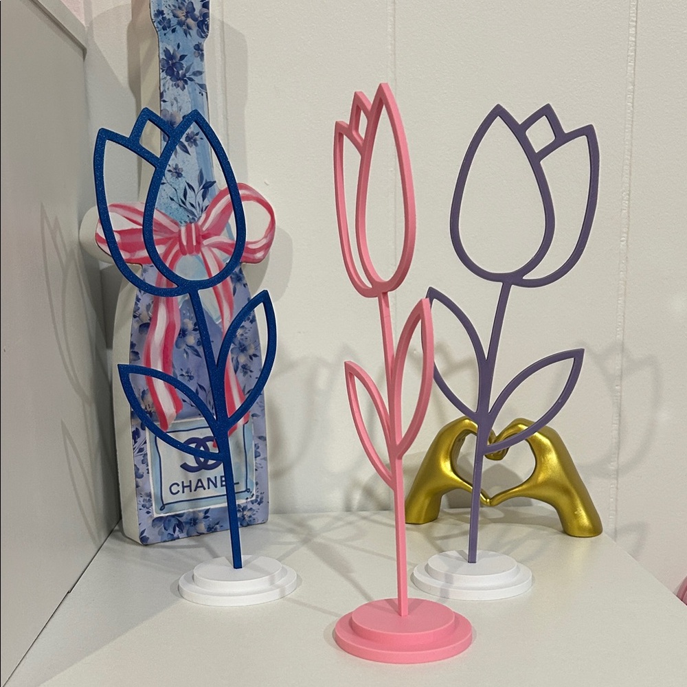 3D Printed Floral Tulip Decor - Picture 3 of 6